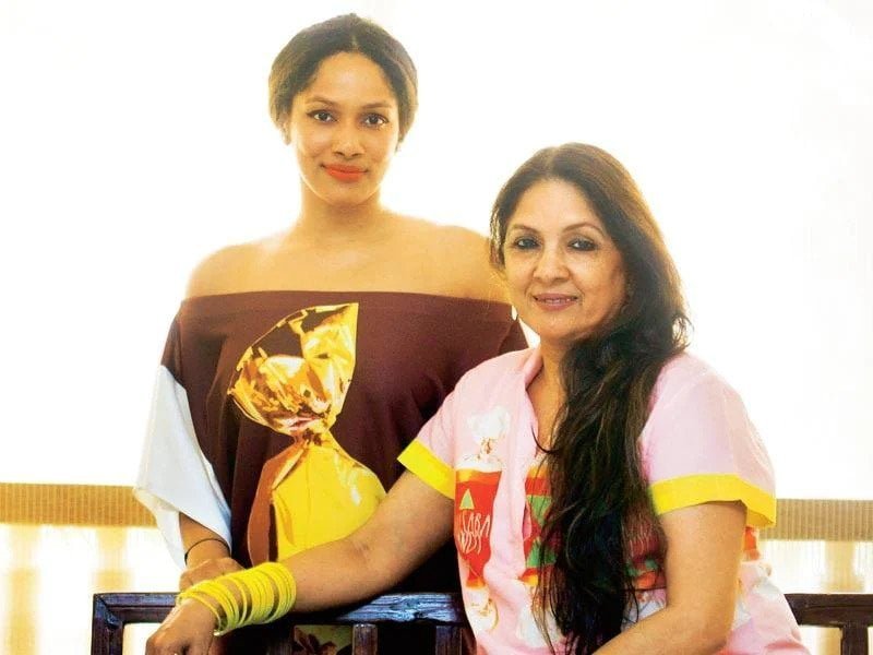 नीना गुप्ता ने किया ख़ुलासा : सतीश कौशिक ने गर्भवती होने पर शादी करने की रखी पेशकश