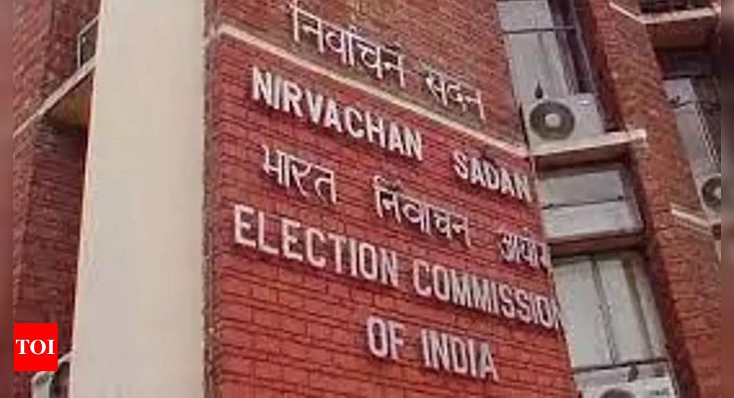 चुनाव आयोग ने ‘अस्तित्वहीन’ पाए गए 111 दलों को हटा दिया | भारत समाचार चुनाव आयोग ने ‘अस्तित्वहीन’ पाए गए 111 दलों को हटा दिया | भारत समाचार