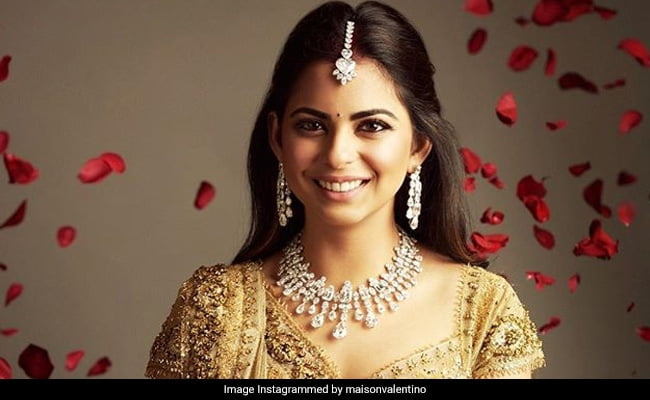 कौन हैं ईशा अंबानी? रिलायंस रिटेल के अध्यक्ष बनने के बारे में 5 तथ्य कौन हैं ईशा अंबानी? रिलायंस रिटेल के अध्यक्ष बनने के बारे में 5 तथ्य