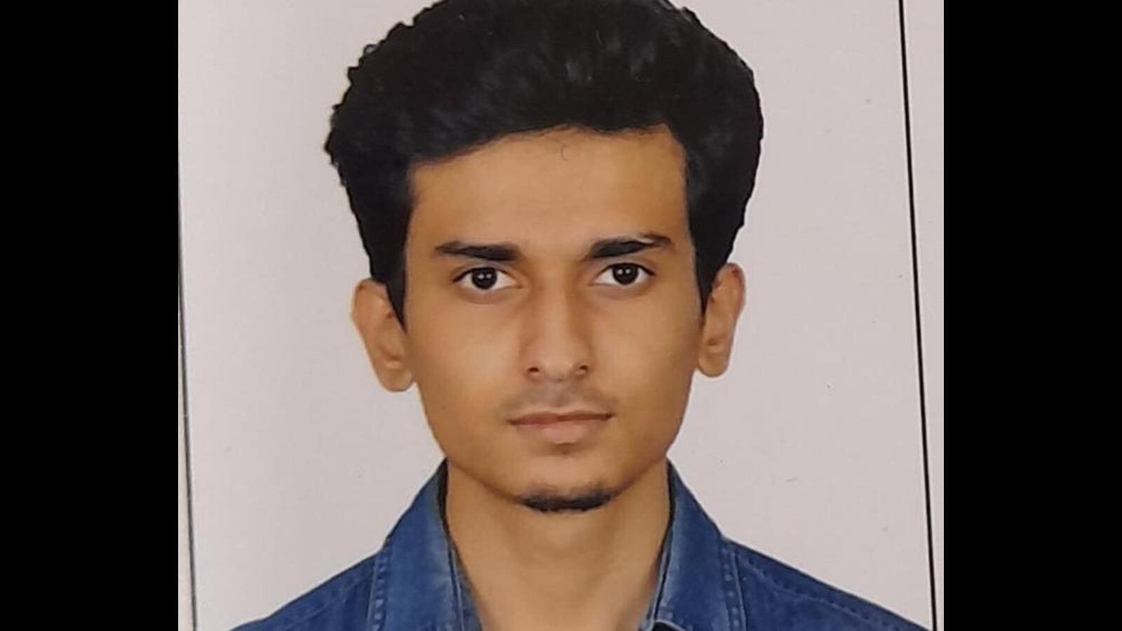 चार दिन से ताम्हिनी घाट पर 22 वर्षीय मैकेनिकल इंजीनियर व बाइक सवार की तलाश जारी चार दिन से ताम्हिनी घाट पर 22 वर्षीय मैकेनिकल इंजीनियर व बाइक सवार की तलाश जारी