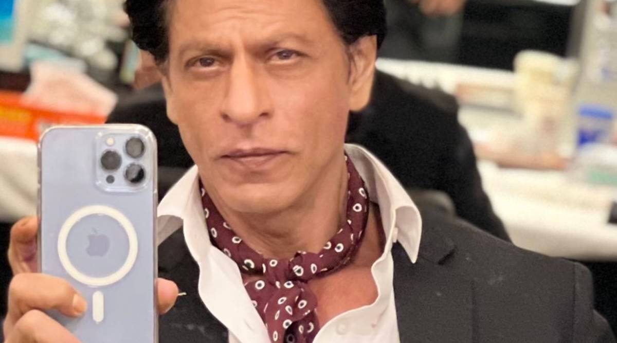 शाहरुख खान ने बॉलीवुड में अपने 30 साल पूरे होने का जश्न मनाने के लिए प्रशंसकों को धन्यवाद दिया: ‘मेरे लिए, जश्न मनाने का सबसे अच्छा तरीका चौबीसों घंटे काम करना है’