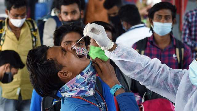 मुंबई में 24 घंटे में 2,479 COVID मामले दर्ज किए गए, जो बुधवार की तुलना में 50% अधिक है