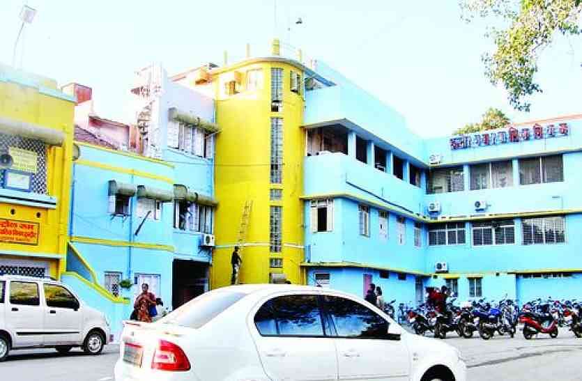 बेलदार असलम मामले से जुड़े आईएमसी के 3 कर्मचारी बर्खास्त बेलदार असलम मामले से जुड़े आईएमसी के 3 कर्मचारी बर्खास्त