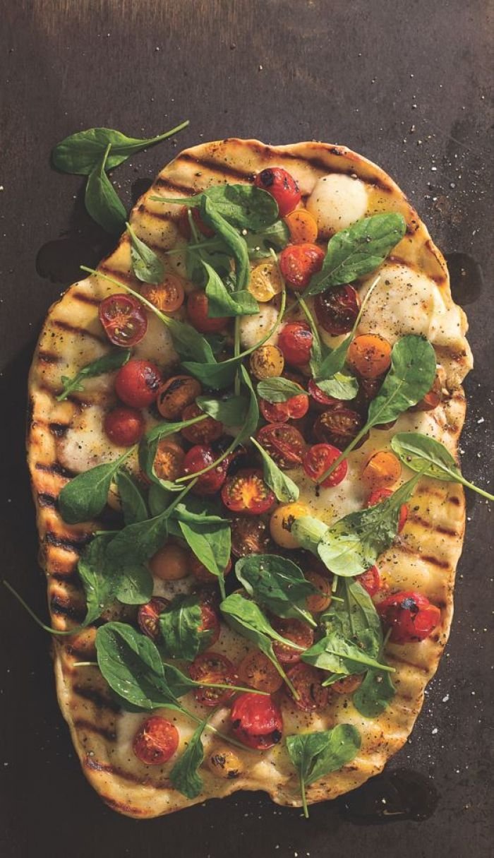 ग्रिल पर पिज्जा