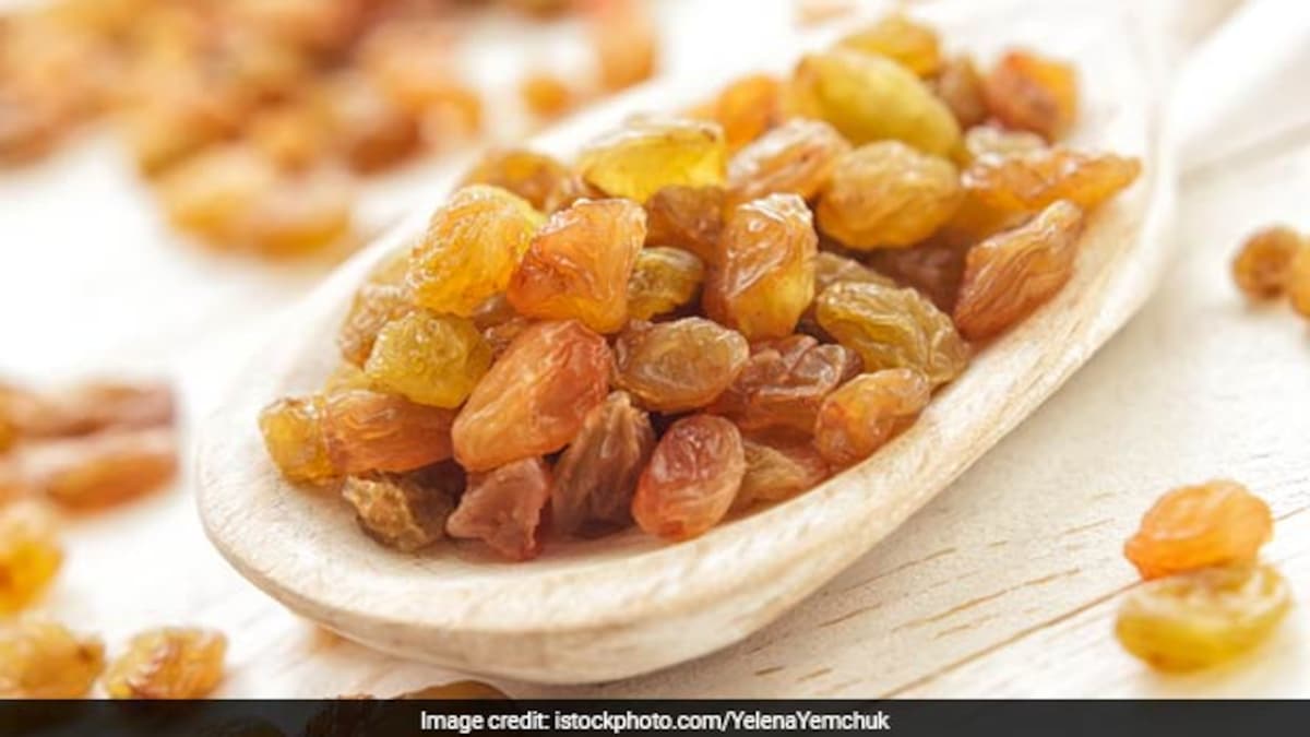 किशमिश (किशमिश) चीनी से बेहतर स्वीटनर क्यों हैं – स्वास्थ्य लाभ समझाया