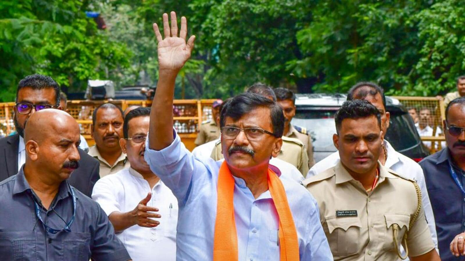मुंबई: मनी लॉन्ड्रिंग मामले में पूछताछ के लिए ईडी कार्यालय पहुंचे संजय राउत | मुंबई खबर मुंबई: मनी लॉन्ड्रिंग मामले में पूछताछ के लिए ईडी कार्यालय पहुंचे संजय राउत | मुंबई खबर