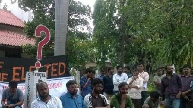 भविष्य दांव पर, FTII के छात्रों के पास विकल्प खत्म भविष्य दांव पर, FTII के छात्रों के पास विकल्प खत्म