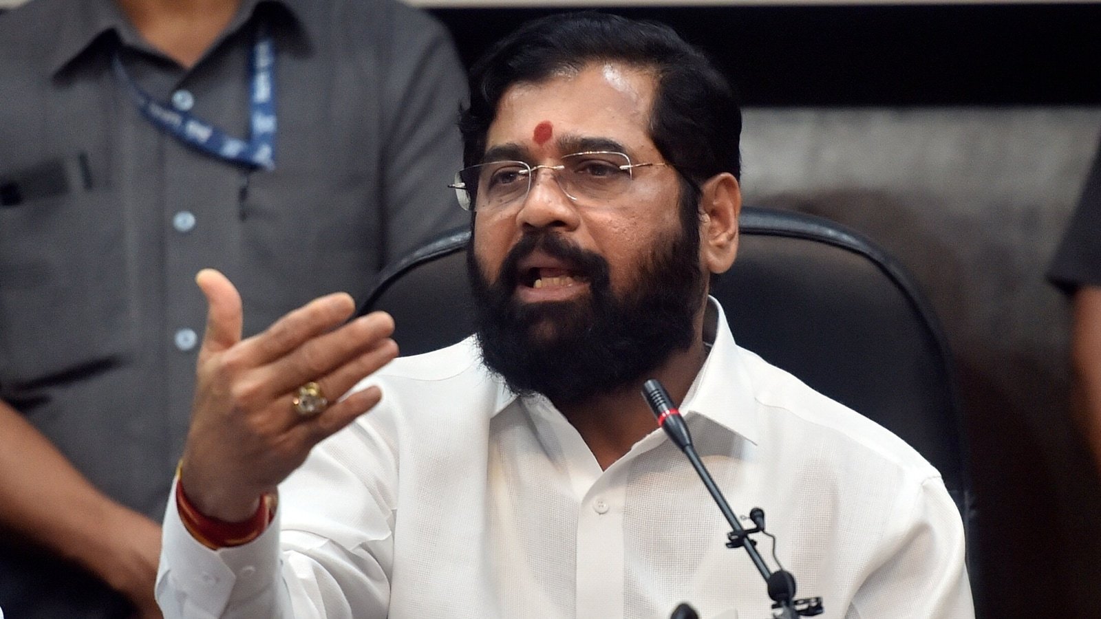 अगले कुछ दिनों में मंत्रिमंडल विस्तार और मानसून सत्र, महाराष्ट्र के मुख्यमंत्री का वादा |  मुंबई खबर