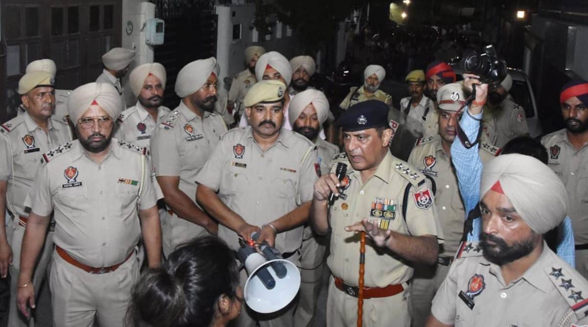 लुधियाना: 14 साल की बच्ची के शव का 6 दिन बाद अंतिम संस्कार लुधियाना: 14 साल की बच्ची के शव का 6 दिन बाद अंतिम संस्कार