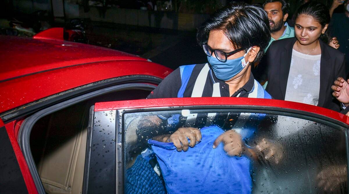 जुबैर ने उपकरणों की वापसी की मांग की, एचसी ने दिल्ली पुलिस को जवाब देने के लिए 4 सप्ताह का समय दिया