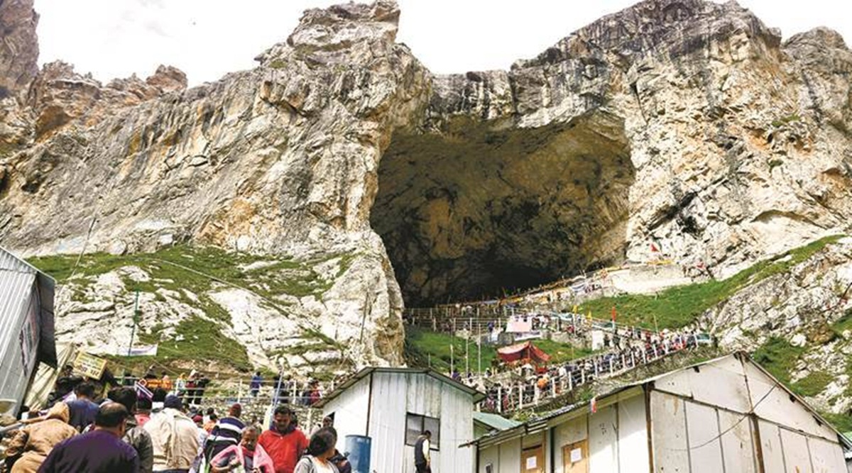 6,400 तीर्थयात्रियों का एक और जत्था जम्मू से अमरनाथ के लिए रवाना