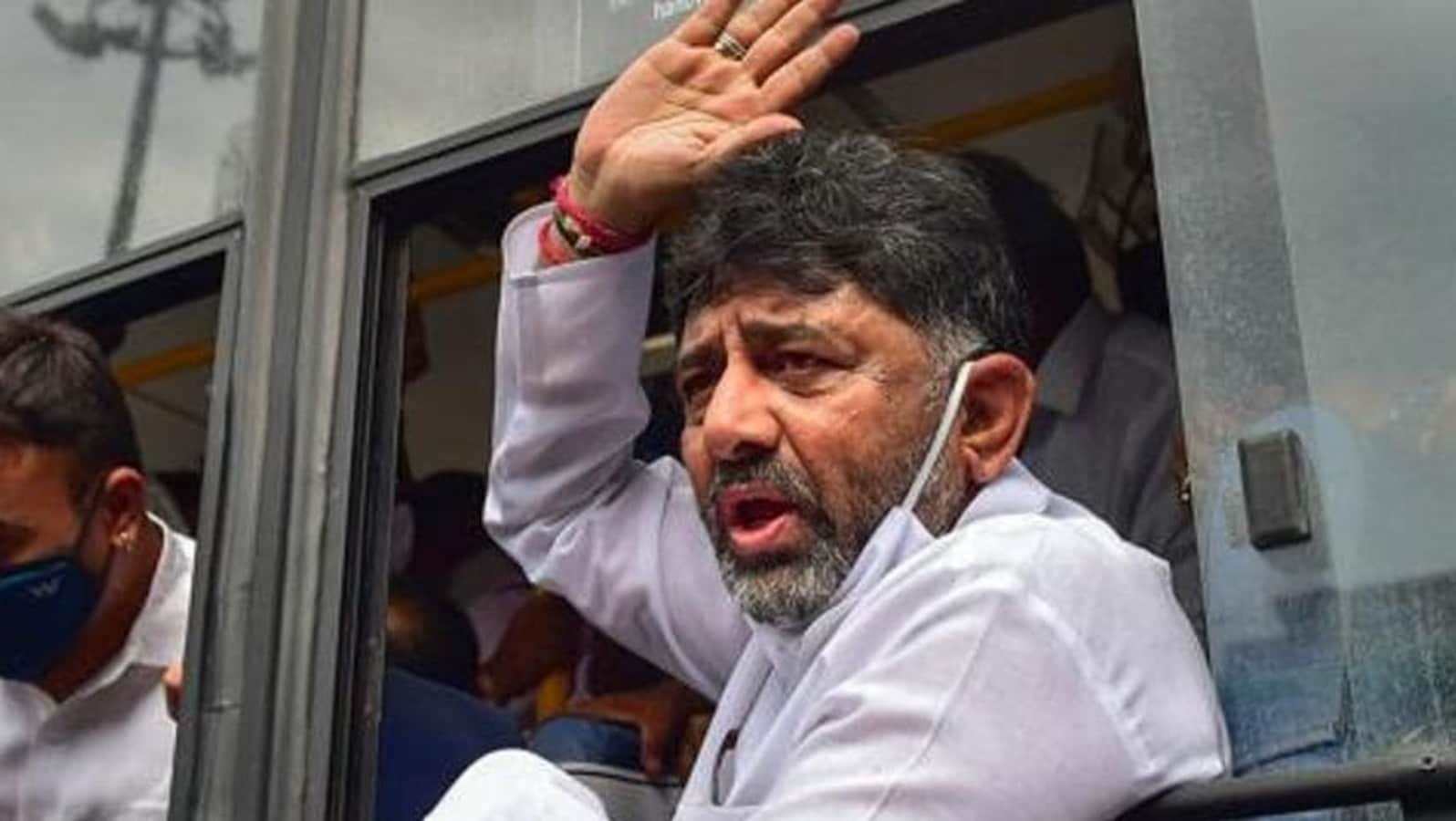 डीके शिवकुमार मनी लॉन्ड्रिंग केस: सीबीआई कोर्ट ने 4 आरोपियों को दी जमानत |  बेंगलुरु