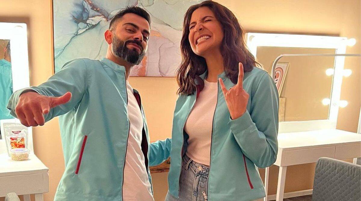अनुष्का शर्मा ‘क्यूट बॉय’ विराट कोहली के साथ नीले रंग में जुड़वाँ हैं, कहती हैं कि वह हमेशा एक बैंड शुरू करना चाहती थीं