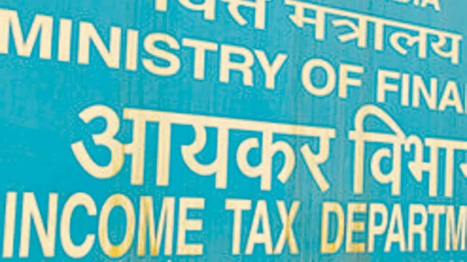 कॉलीवुड प्रोड्यूसर अंबू चेझियां के खिलाफ दूसरे दिन भी आईटी छापे