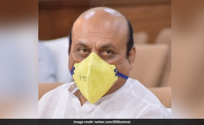 कर्नाटक के मुख्यमंत्री बसवराज बोम्मई ने COVID-19 के लिए सकारात्मक परीक्षण किया, दिल्ली का दौरा रद्द कर्नाटक के मुख्यमंत्री बसवराज बोम्मई ने COVID-19 के लिए सकारात्मक परीक्षण किया, दिल्ली का दौरा रद्द